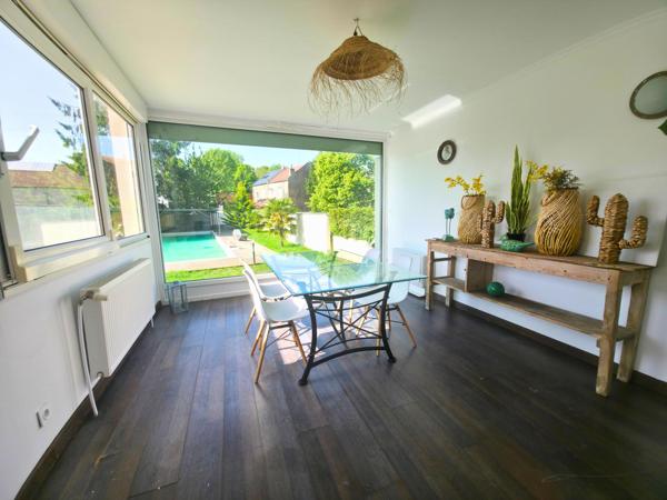 Maison 200 m², 5 chambres et piscine – Caudry