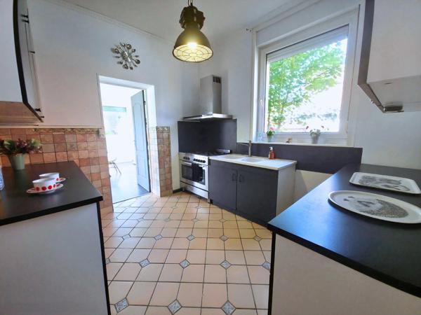 Maison 200 m², 5 chambres et piscine – Caudry