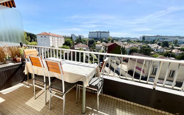 Appartement à vendre    3 pièces • 92,76 m2 Villeurbanne