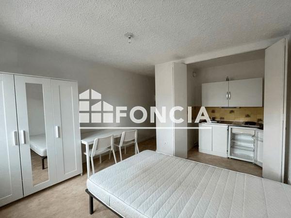 Location Studio 18.53 m² - 20 BIS RUE ETIENNE DOLET Clermont Ferrand 63000