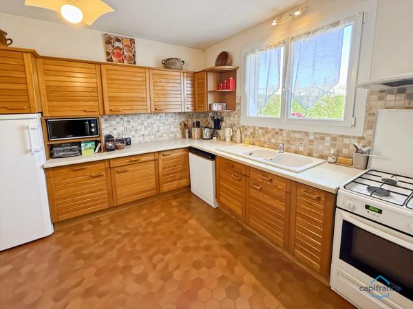 Dpt Gers (32), à vendre BARCELONNE DU GERS Maison T4 de 105 m² habitables en plain-pied + garage attenant de 33 m² + grande terrasse couverte de 50 m² sur 5549 m² de terrain