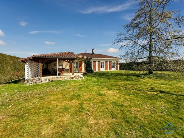 Dpt Gers (32), à vendre BARCELONNE DU GERS Maison T4 de 105 m² habitables en plain-pied + garage attenant de 33 m² + grande terrasse couverte de 50 m² sur 5549 m² de terrain