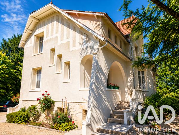 Maison à vendre 6 pièces 180 m² Aiffres
