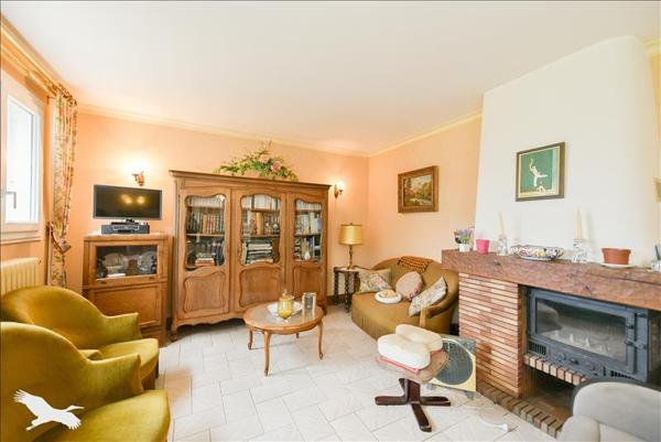 Maison à vendre 209 409 € La Chaussée-Saint-Victor 5 p 117 m² DPE D