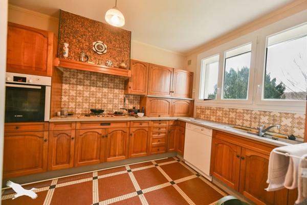Maison à vendre 209 409 € La Chaussée-Saint-Victor 5 p 117 m² DPE D
