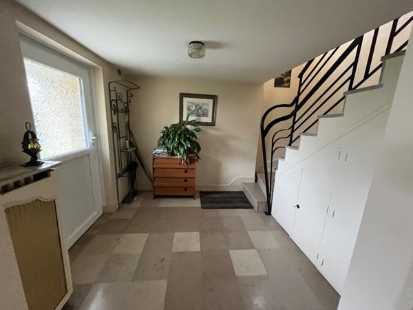 Maison à vendre 209 409 € La Chaussée-Saint-Victor 5 p 117 m² DPE D
