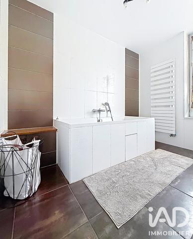 Maison à vendre 8 pièces 182 m² Ballancourt-sur-Essonne