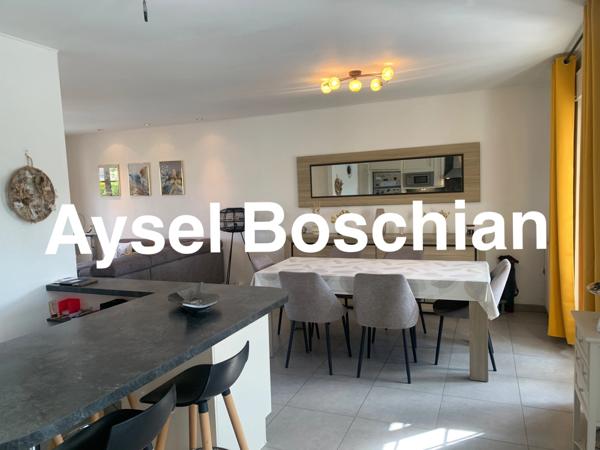 MAISON INDIVIDUELLE- PLAIN- PIED- 128M2 -4 CHAMBRES - 3 GARAGES - PARKING- TERRAIN - SOUS-SOL COMPLET -LEXY