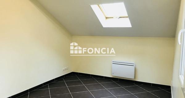 Location Studio 21.44 m² - Corbeil-essonnes 91100