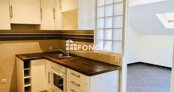 Location Studio 21.44 m² - Corbeil-essonnes 91100