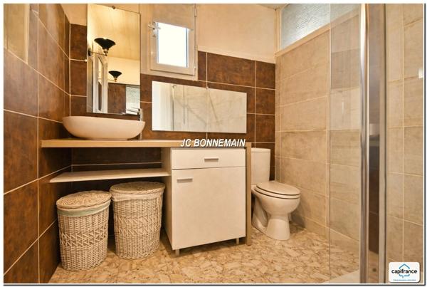 Maison plain-pied à vendre proche Plages - LE CHATEAU D'OLERON (17) - 135 m² habitables - Terrain 1400 m² - 4 pièces