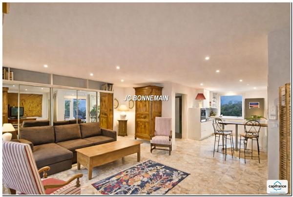 Maison plain-pied à vendre proche Plages - LE CHATEAU D'OLERON (17) - 135 m² habitables - Terrain 1400 m² - 4 pièces