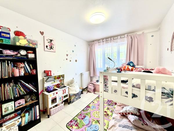 Appartement T3 à vendre  3 pièces - 65 m2 CHATEAUNEUF GRASSE - 06