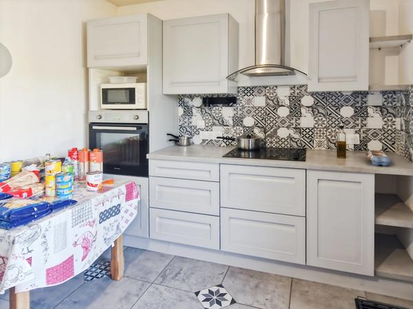 Maison à vendre 5 pièces proche de SAINT JEAN D'ANGELY (17)- 108 m² habitables- jardin- garage- piscine