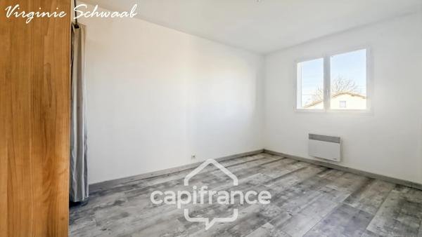 Habas (40) Maison de plain-pied à vendre 7 pièces, 5 chambres sur un terrain de 1700 m2 au calme
