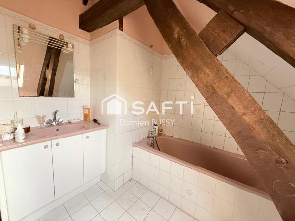 Grande Maison avec dépendances à fort potentiel