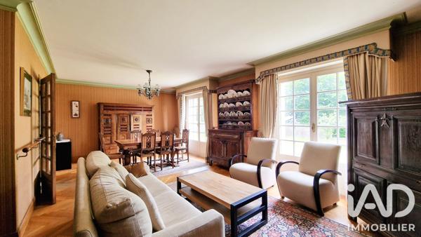 Maison à vendre 6 pièces 158,3 m² Carhaix-Plouguer