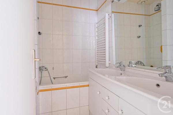 Appartement F5 à vendre  5 pièces - 134,09 m2 PARIS - 75016