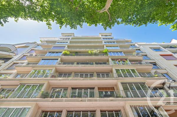 Appartement F5 à vendre  5 pièces - 134,09 m2 PARIS - 75016