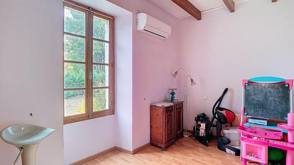 Maison a vendre a Barbaste - 5 chambres, garage et terrain