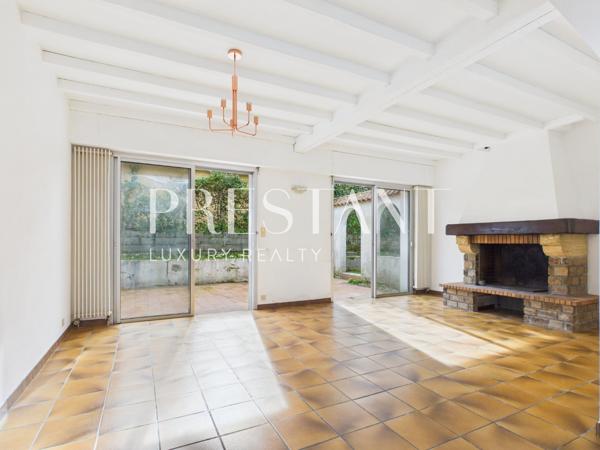 Maison à rénover – 3 chambres – Jardin – Quartier calme, ANGLET