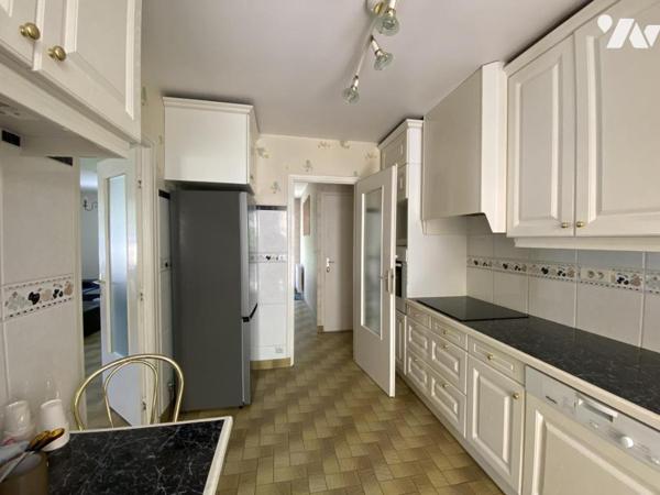 PAVILLON INDEPENDANT SUR SOUS/SOL - A CONFORTER
