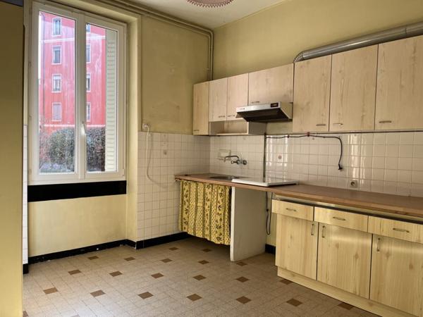 Appartement à vendre |  Villeurbanne |  1 pièce | 45 m²