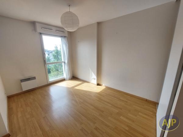 Appartement à louer Nantes : 2 pièces, 50m² avec 1 chambre(s) à 820€ - AJP Immobilier Nantes Rond-Point de Rennes