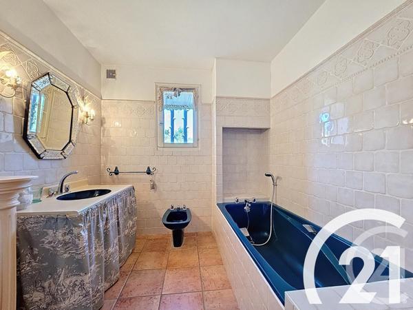 Maison à vendre  7 pièces - 197,47 m2 TAILLADES - 84