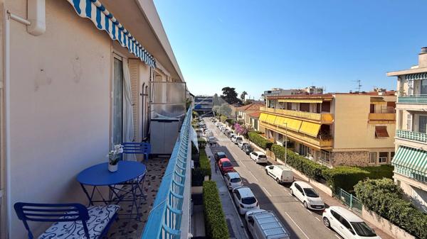 A VENDRE Appartement 3 pièces à Nice FERBER - Dernier étage
