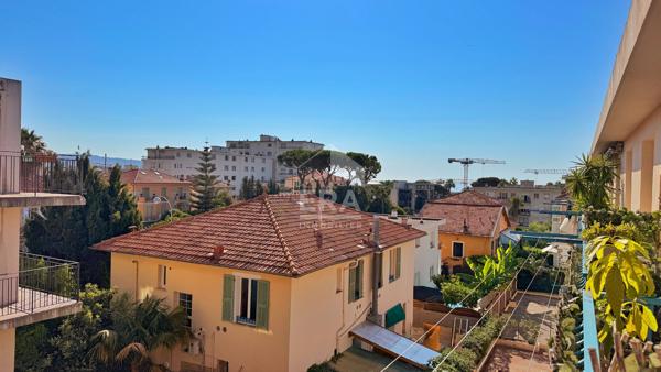 A VENDRE Appartement 3 pièces à Nice FERBER - Dernier étage