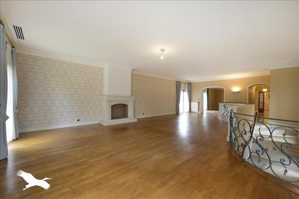 Maison à vendre |  L'Isle-d'Espagnac |  10 pièces | 309 m²