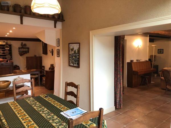 Maison de ville à vendre à Issoudun dans l'Indre (36100), ref : 11813/1185