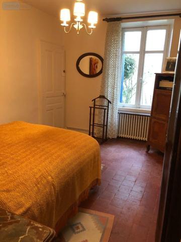 Maison de ville à vendre à Issoudun dans l'Indre (36100), ref : 11813/1185