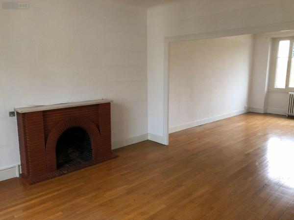 Maison de ville à vendre à Issoudun dans l'Indre (36100), ref : 11813/1185