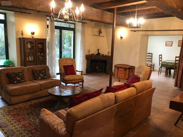 Maison de ville à vendre à Issoudun dans l'Indre (36100), ref : 11813/1185