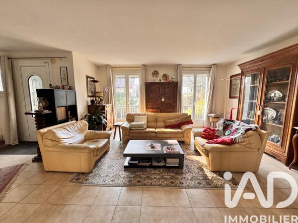Maison à vendre 9 pièces 180 m² Croissy-sur-Seine