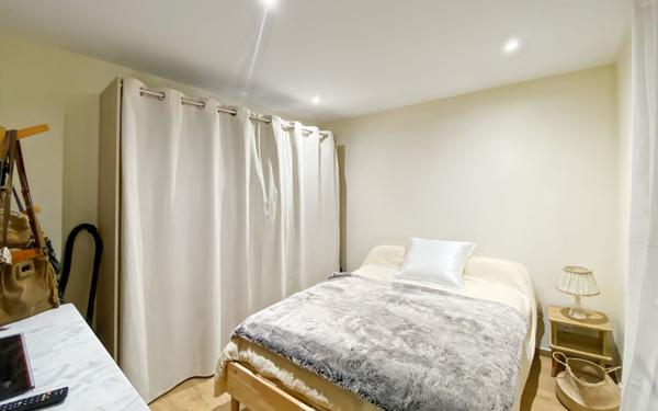 Maison à vendre    6 pièces •  Saint-Antonin-Noble-Val