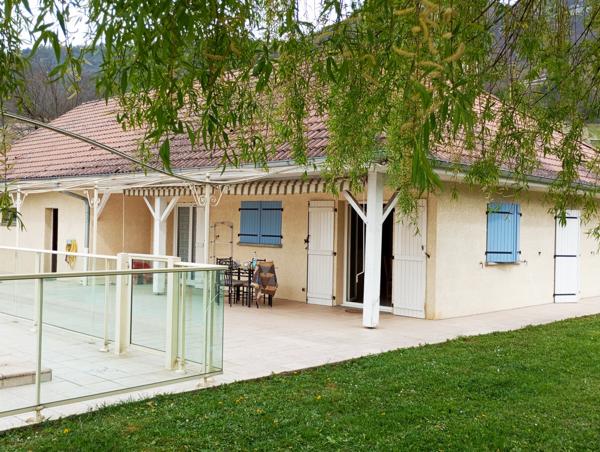 Jongieux (73170) JONGIEUX VILLA DE 2002 SUR 1960 M² DE TERRAIN CLOS