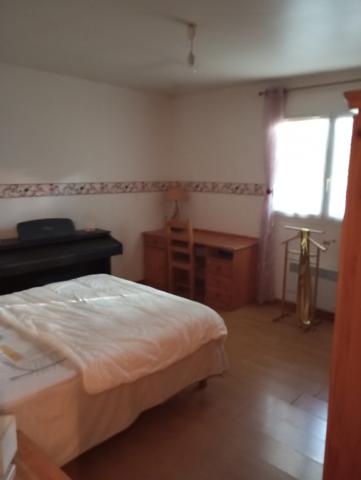 Jongieux (73170) JONGIEUX VILLA DE 2002 SUR 1960 M² DE TERRAIN CLOS