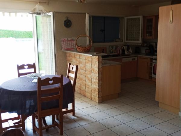 Jongieux (73170) JONGIEUX VILLA DE 2002 SUR 1960 M² DE TERRAIN CLOS