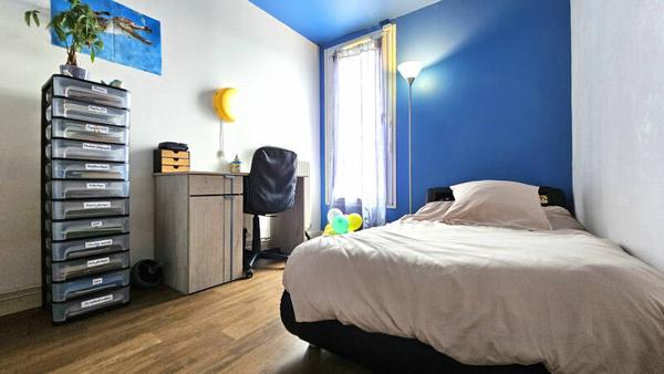 LA TOUR DU PIN, Appartement  79m² - 3 chambres - terrasse 60m²