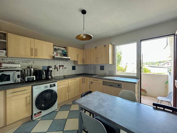 CHAMBÉRY- Secteur Bissy  Appartement T4 de 86 m2