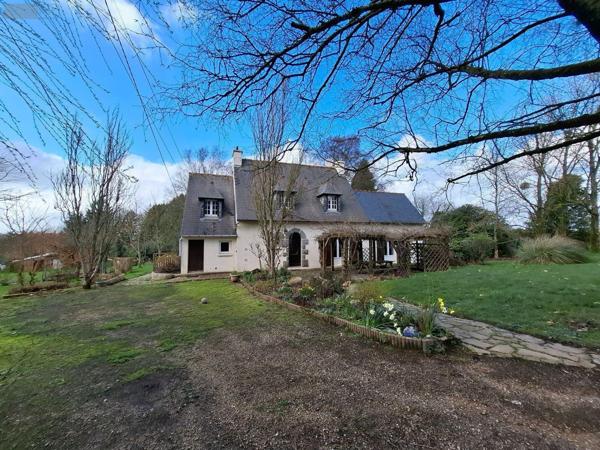 Maison rurale à vendre à Plounévez-Quintin dans les Côtes-d'Armor (22110), ref : 22075-MA01663