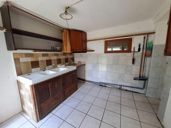 Maison rurale à vendre à Plounévez-Quintin dans les Côtes-d'Armor (22110), ref : 22075-MA01663