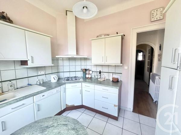 Maison à vendre  6 pièces - 215 m 2   PAU  - 64