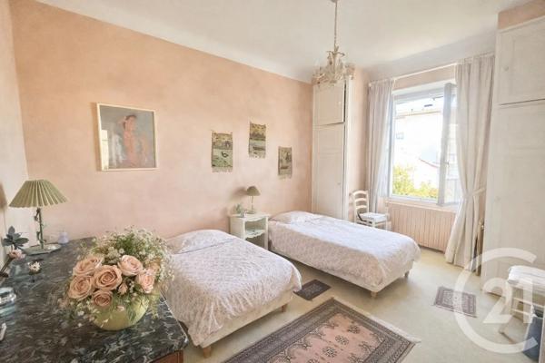 Maison à vendre  6 pièces - 215 m 2   PAU  - 64