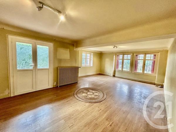 Maison à vendre  6 pièces - 215 m 2   PAU  - 64