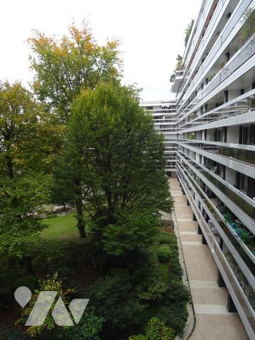 APPARTEMENT A VENDRE A PARIS (75016)