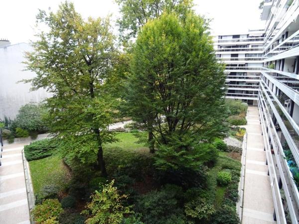 APPARTEMENT A VENDRE A PARIS (75016)